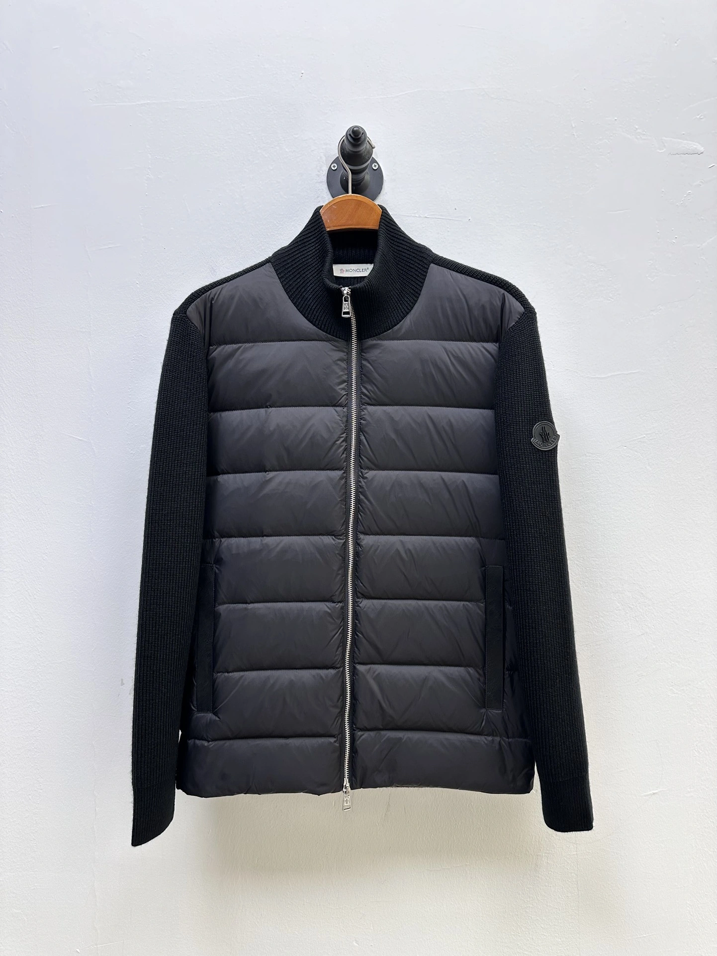 Moncler Down Jackets Chic 145336