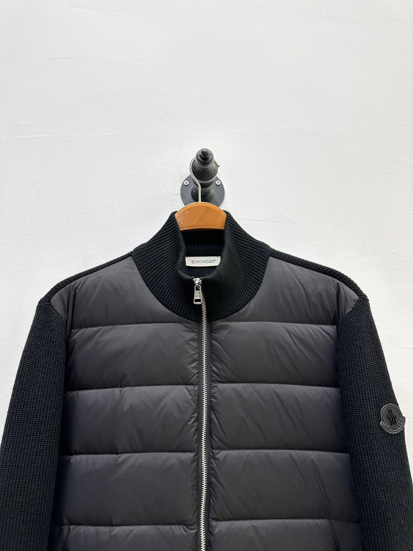 Moncler Down Jackets Chic 145336