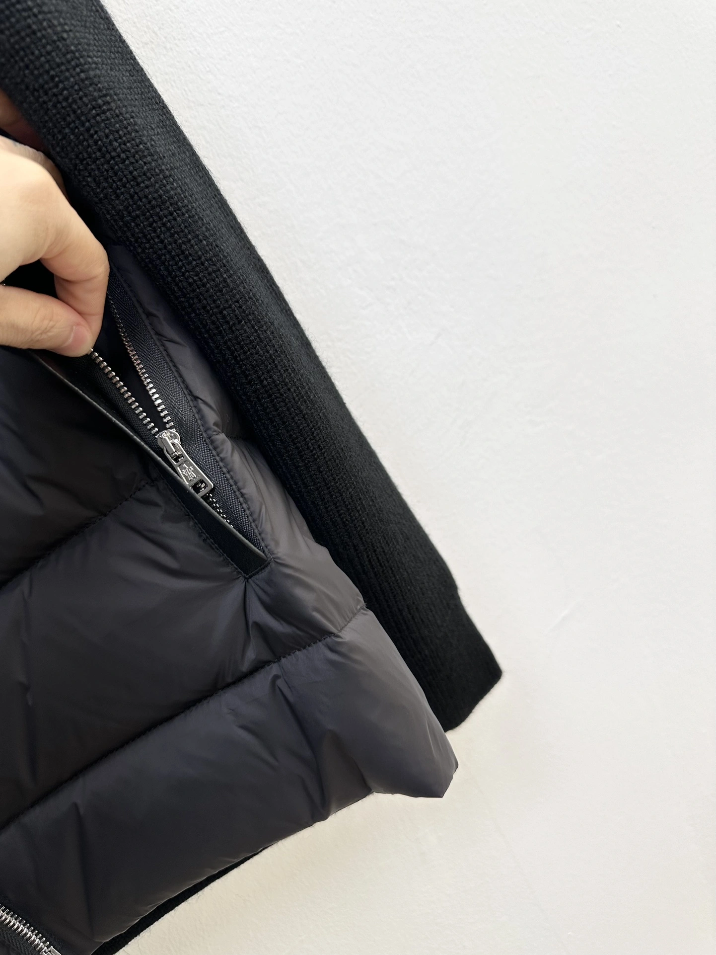 Moncler Down Jackets Chic 145336