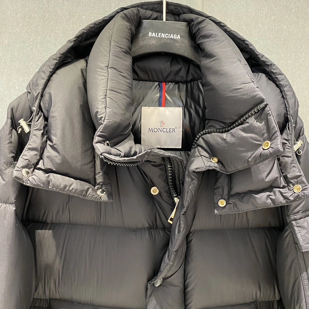 Moncler Down Jackets UrbanStyle 145320