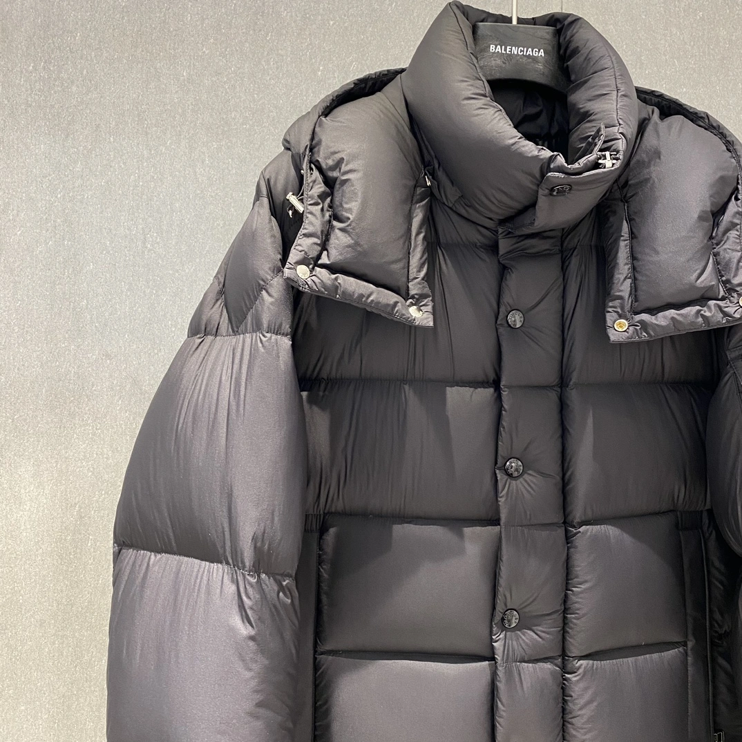 Moncler Down Jackets UrbanStyle 145320