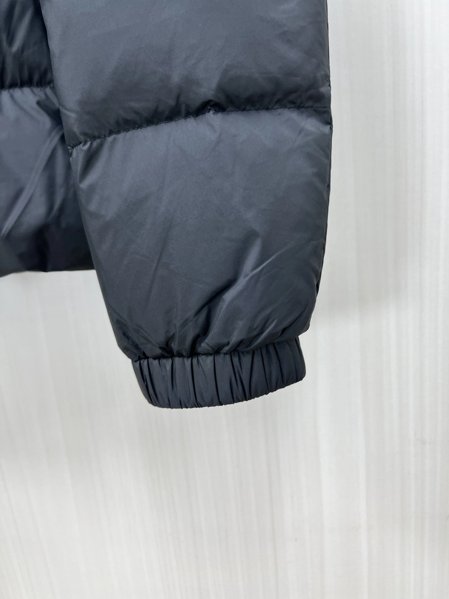 Refined Moncler Down Jackets 145338