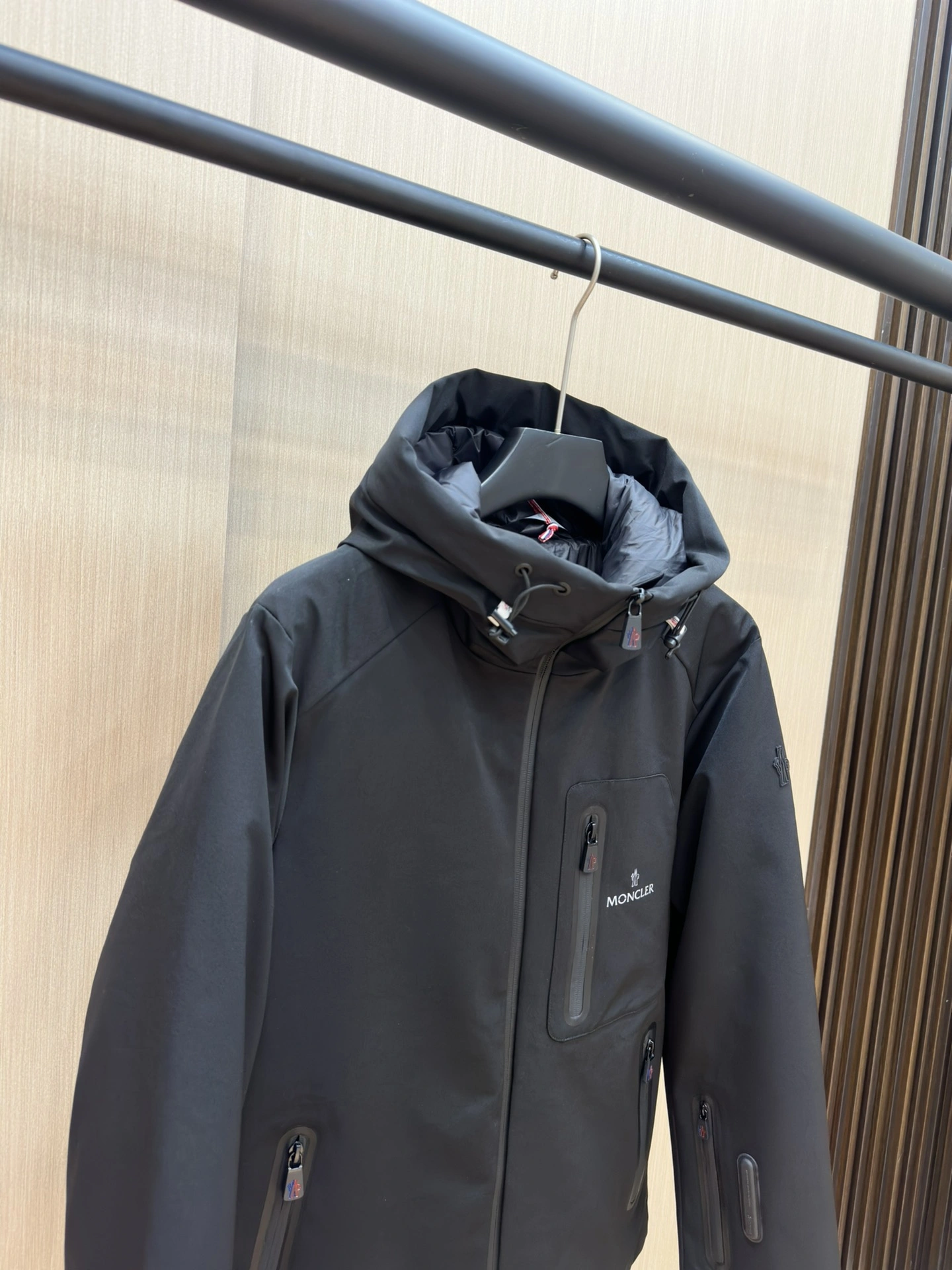 Moncler Down Jackets RelaxedFit 145314