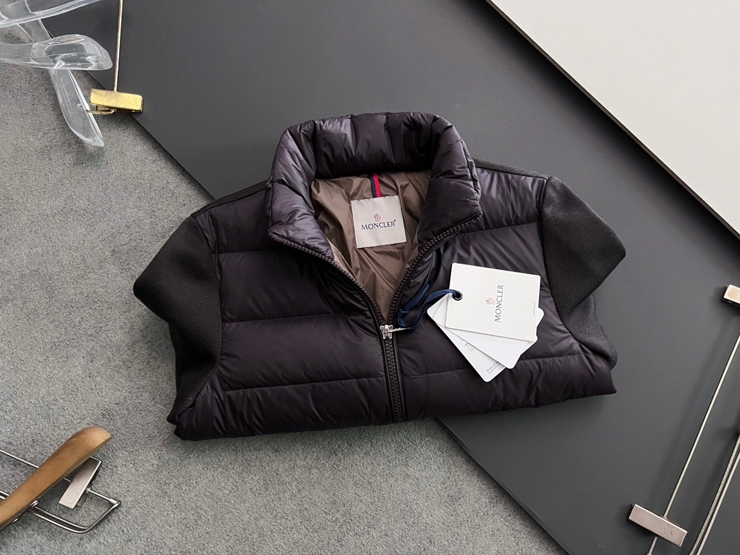 Moncler Down Jackets TechFriendly 145327
