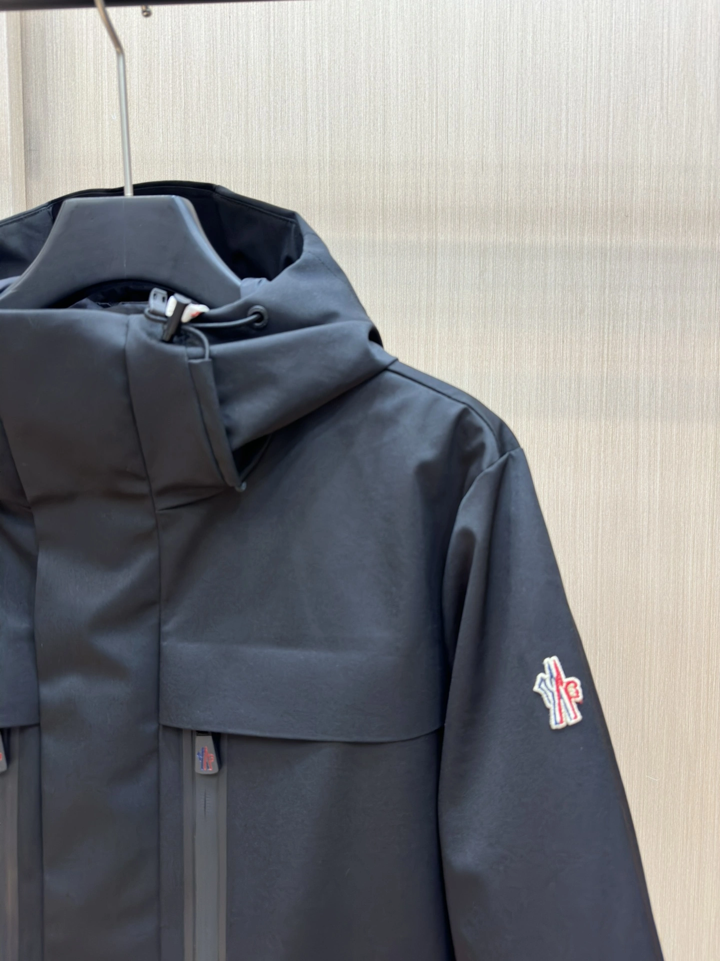 Moncler Down Jackets WrinkleFree 145328