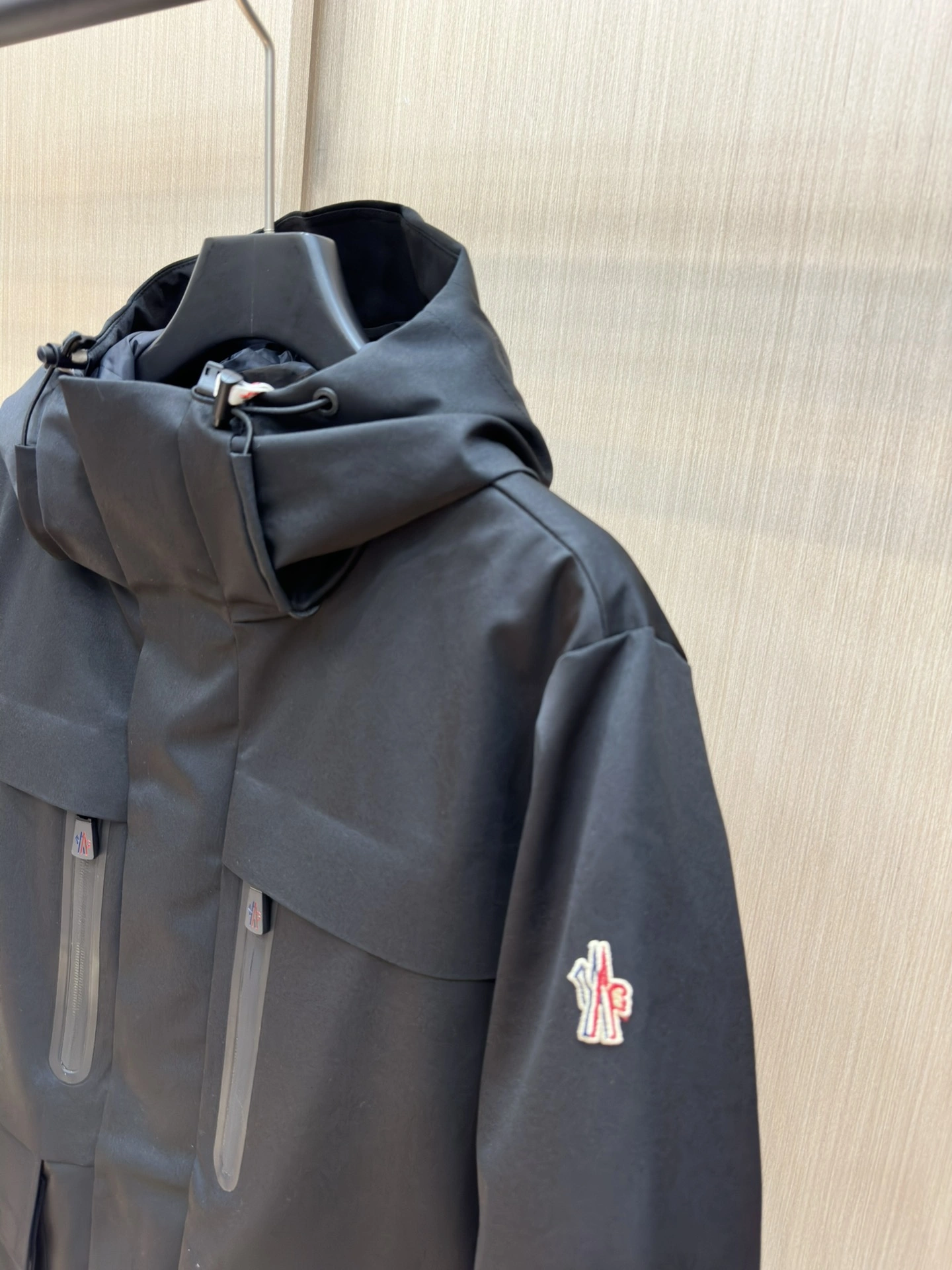 Moncler Down Jackets WrinkleFree 145328