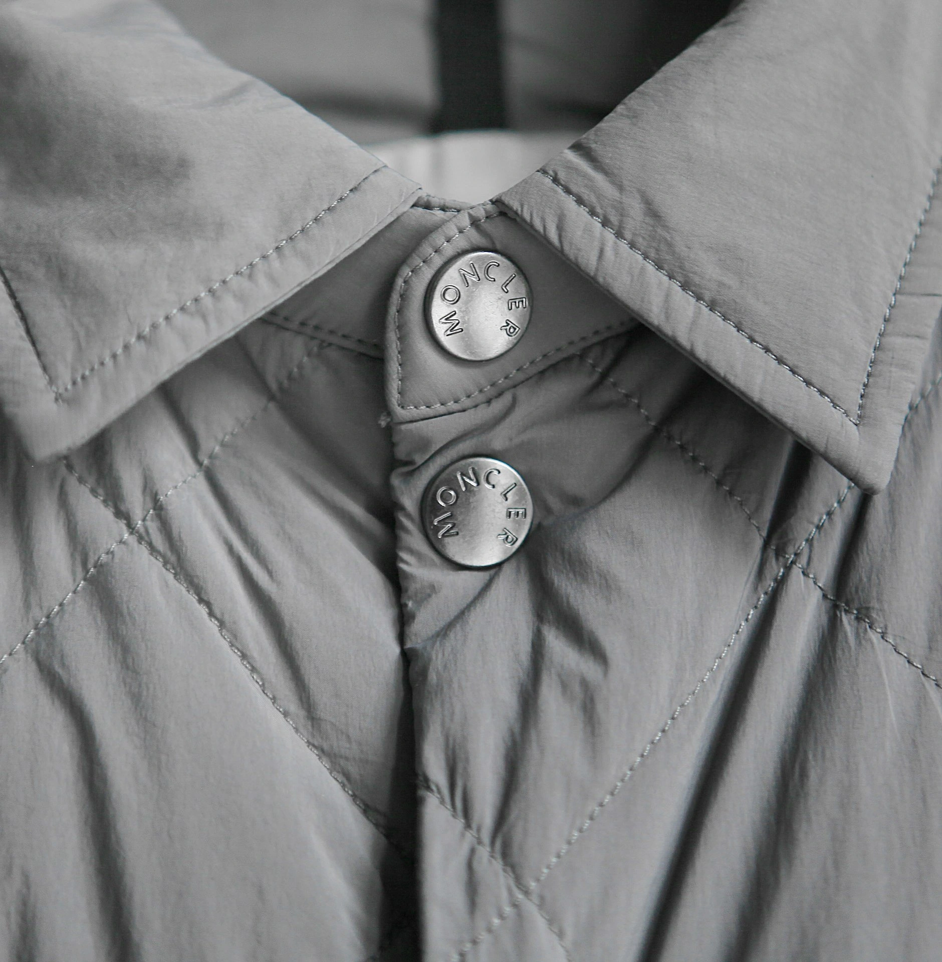Fashionable Moncler Down Jackets 145303