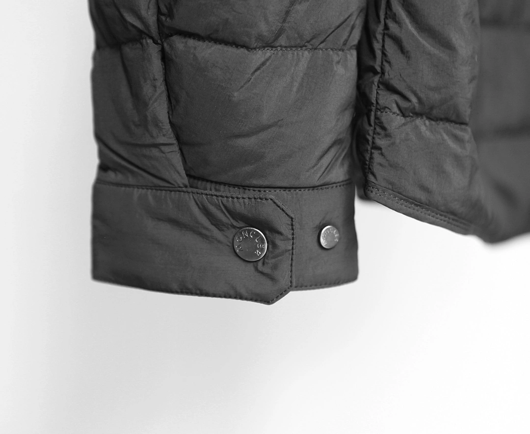 Comfortable Moncler Down Jackets 145302