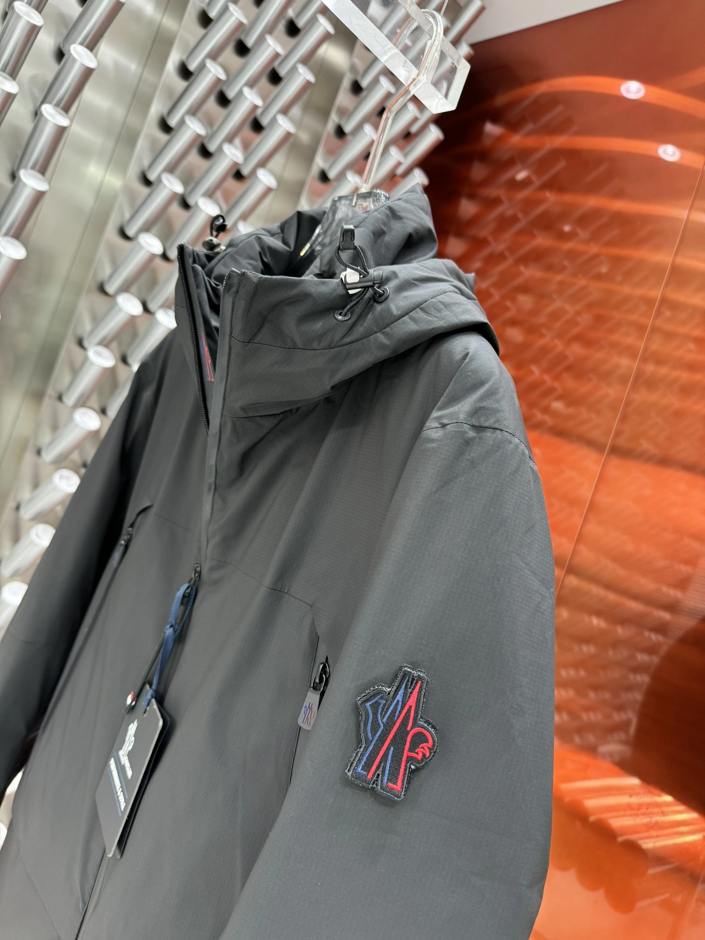 Tailored Moncler Down Jackets 145290