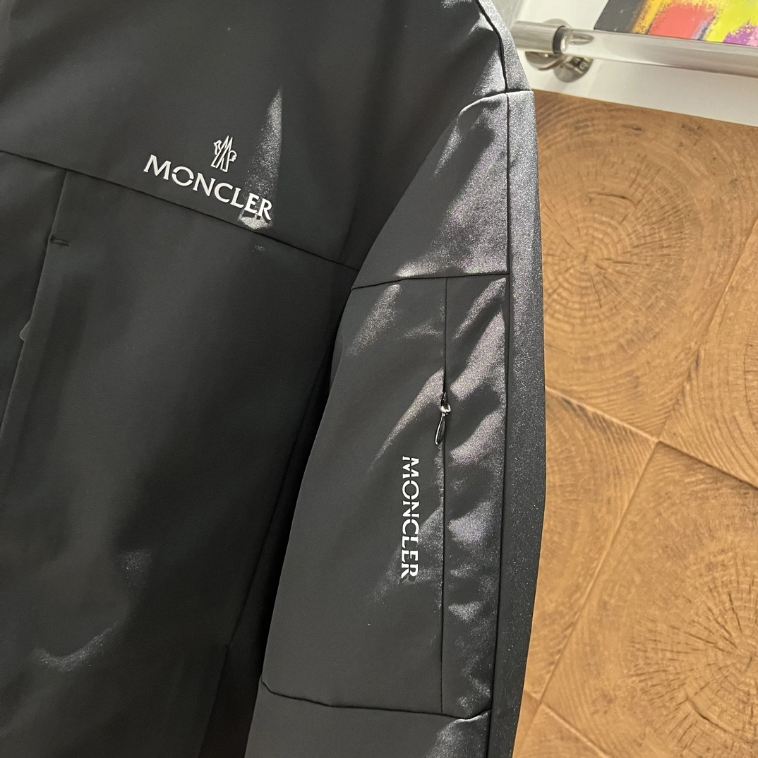 Moncler Down Jackets Neat 145276