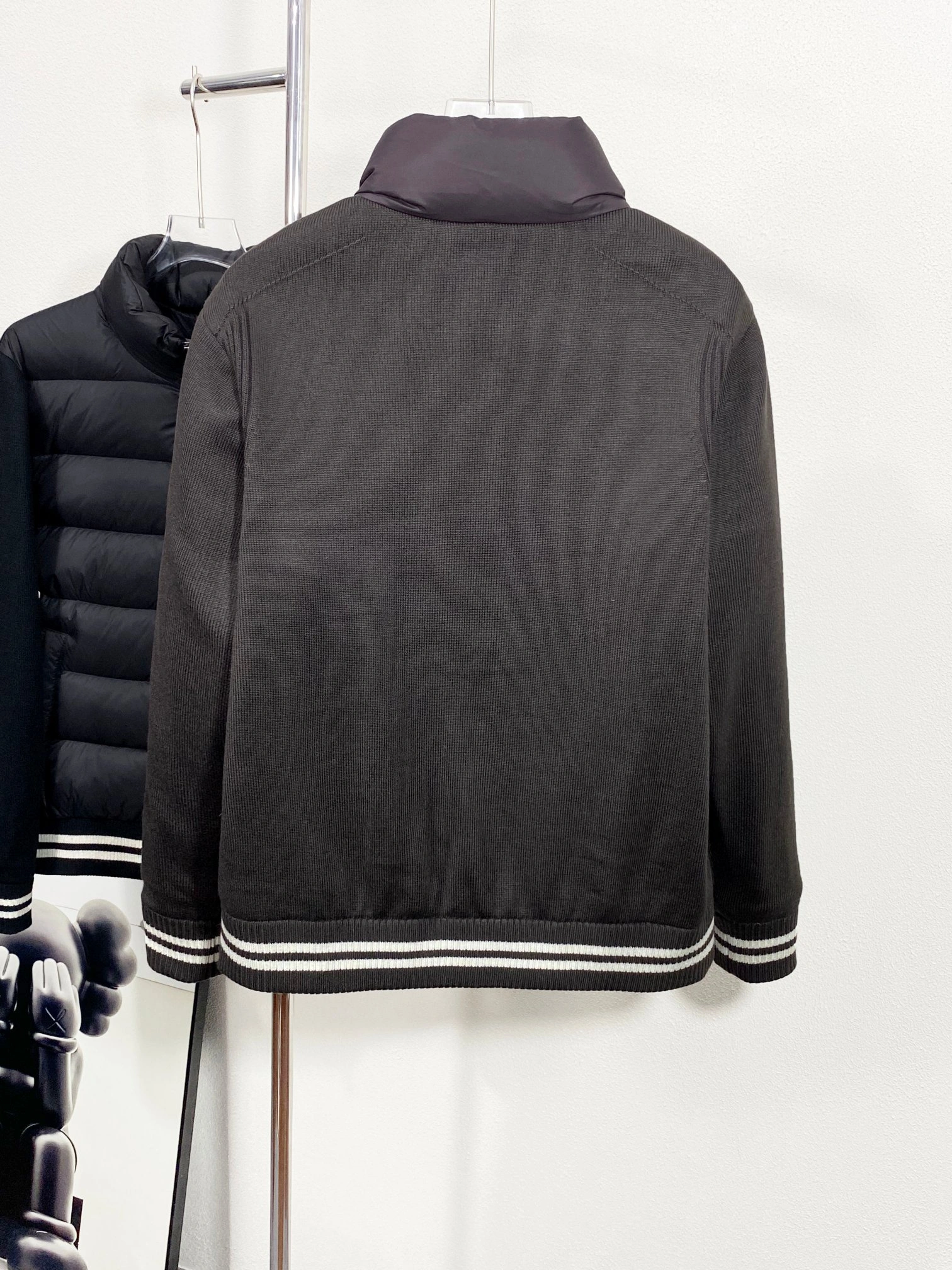 Moncler Down Jackets MoistureWicking 145295