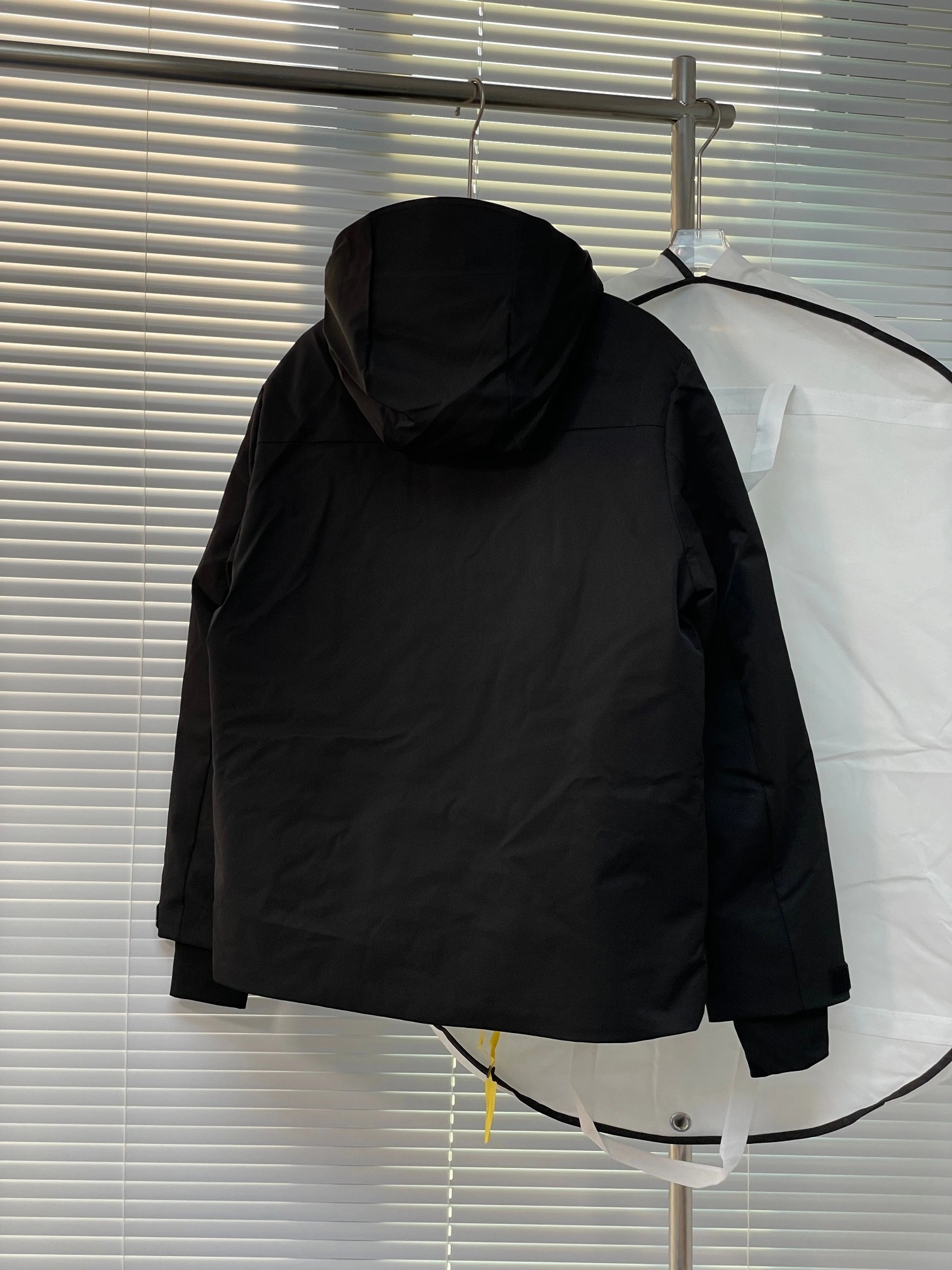 Moncler Down Jackets Breathable 145285