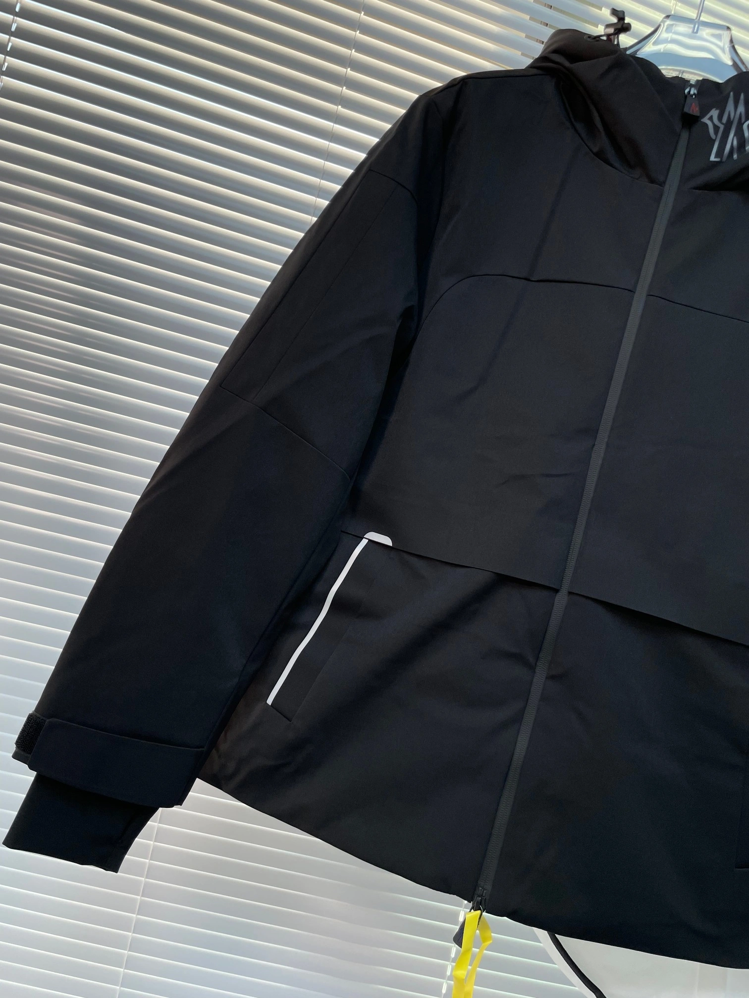 Moncler Down Jackets Breathable 145285