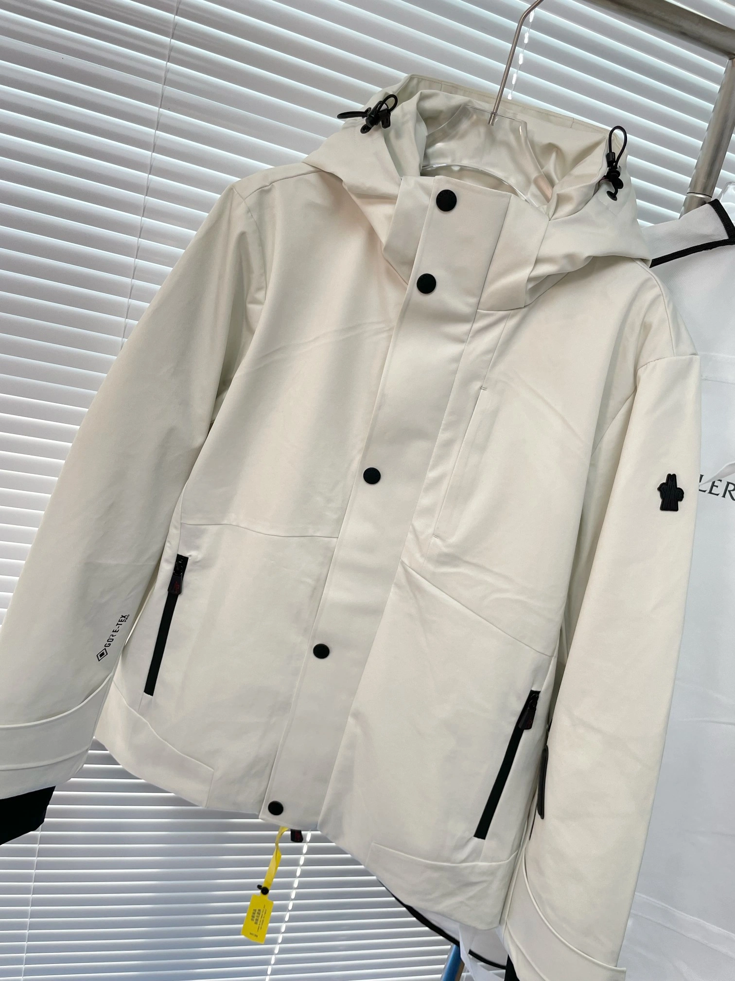Cozy Moncler Down Jackets 145269