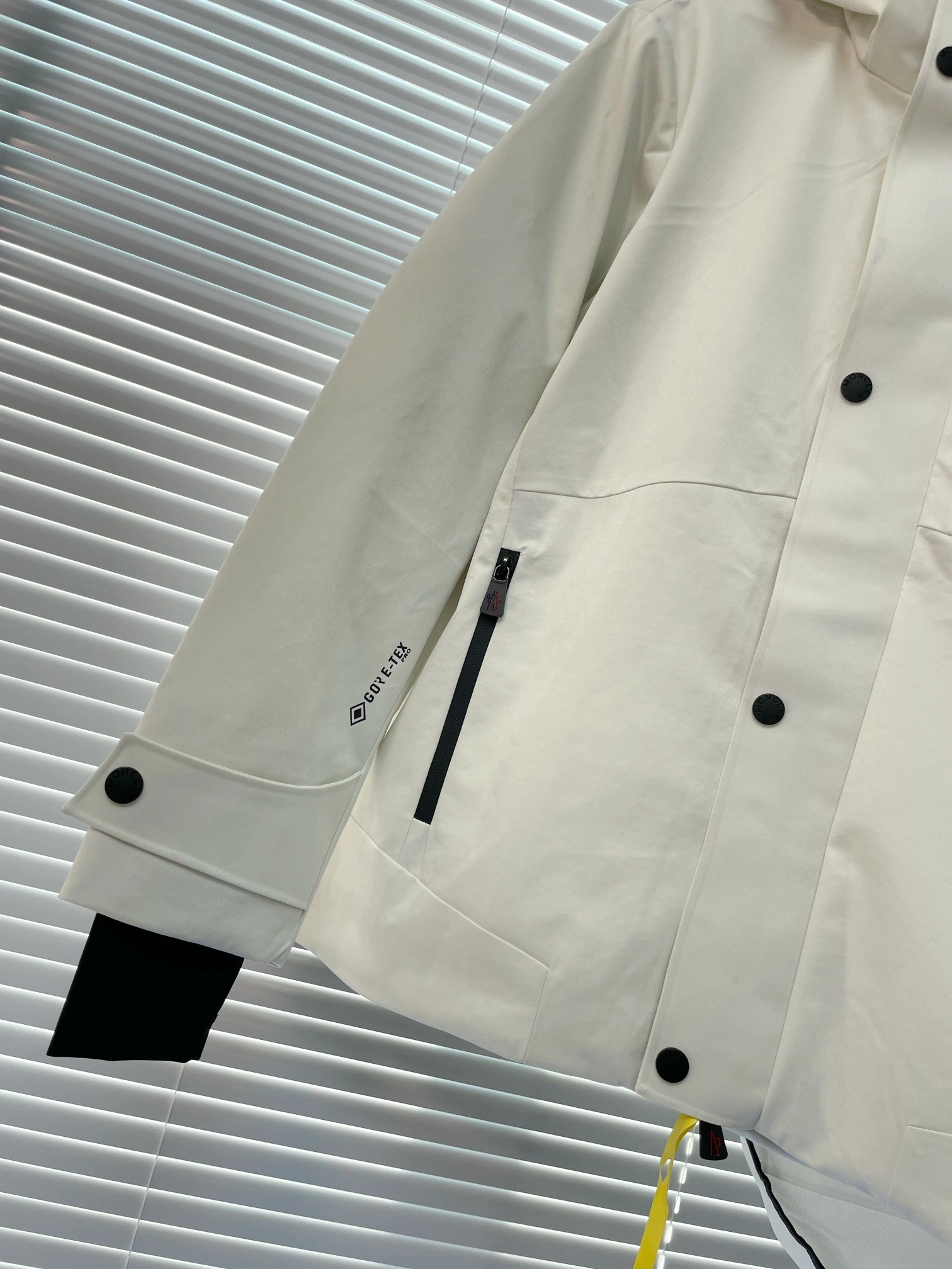 Cozy Moncler Down Jackets 145269
