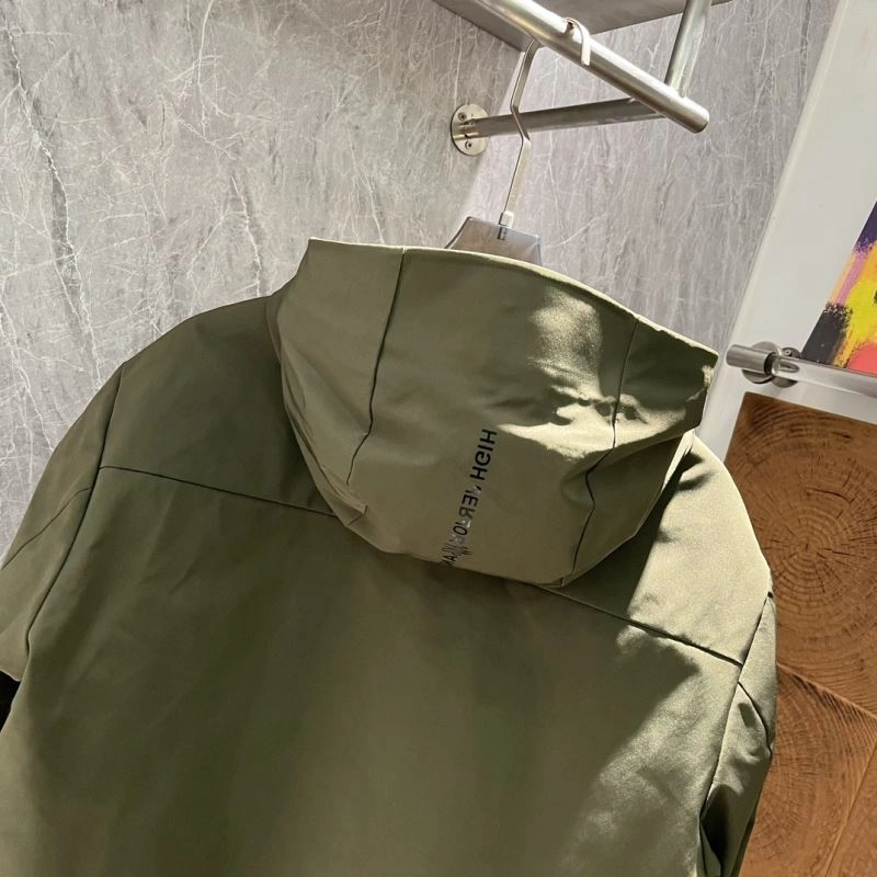 Moncler Down Jackets OnTrend 144451
