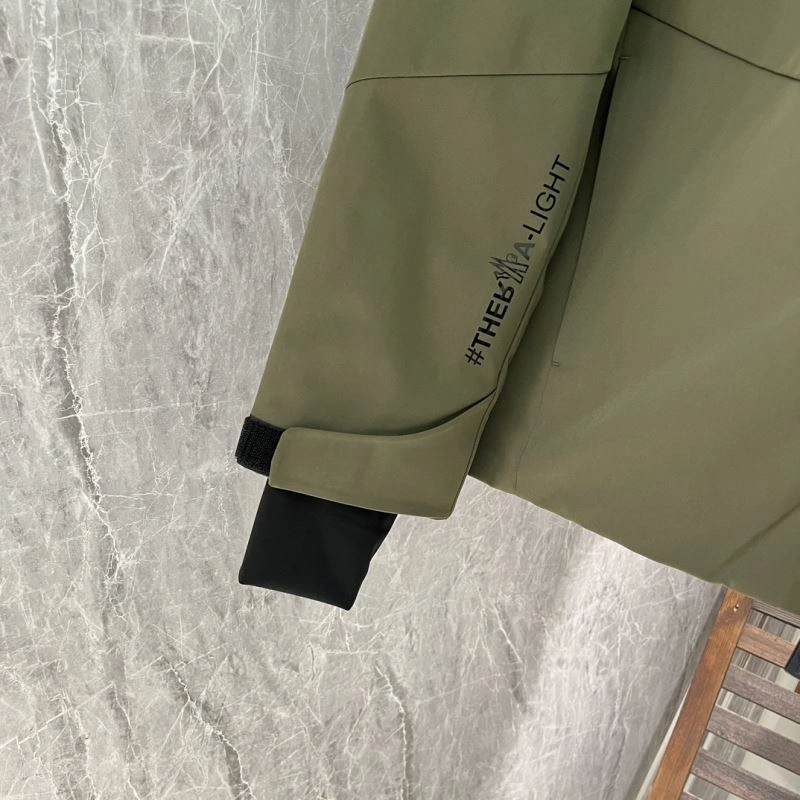 Moncler Down Jackets OnTrend 144451
