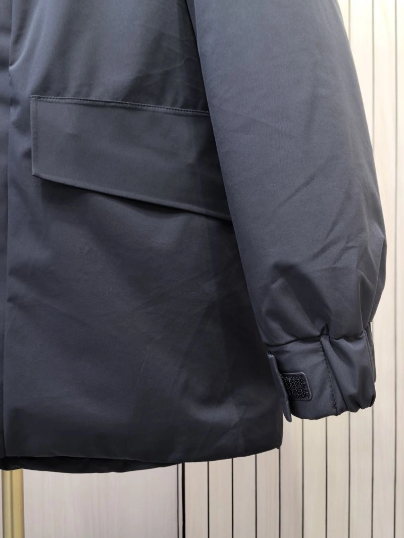 Breathable Moncler Down Jackets 144420