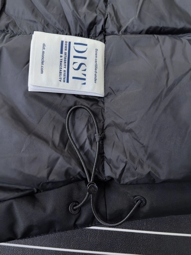 Breathable Moncler Down Jackets 144420