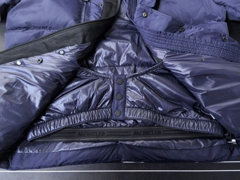 Tailored Moncler Down Jackets 144417