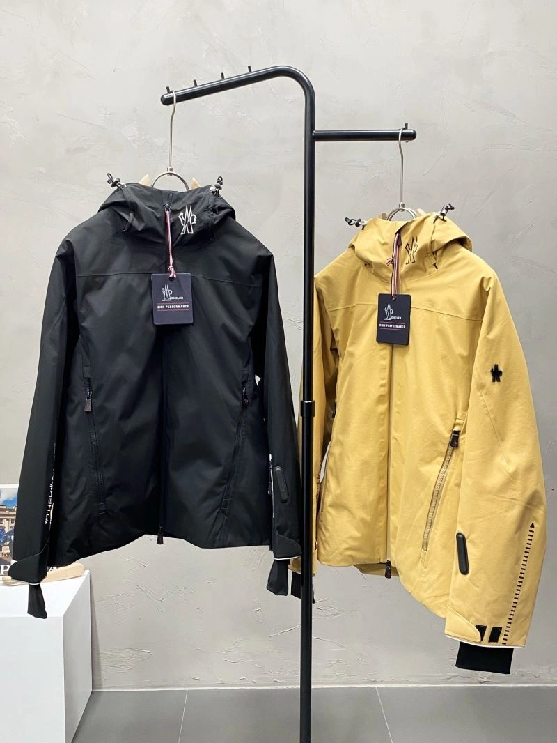 Moncler Down Jackets Comfortable 144418