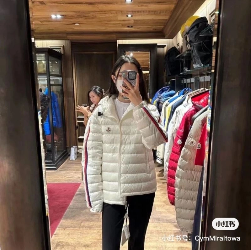 ModernLook Moncler Down Jackets 144415