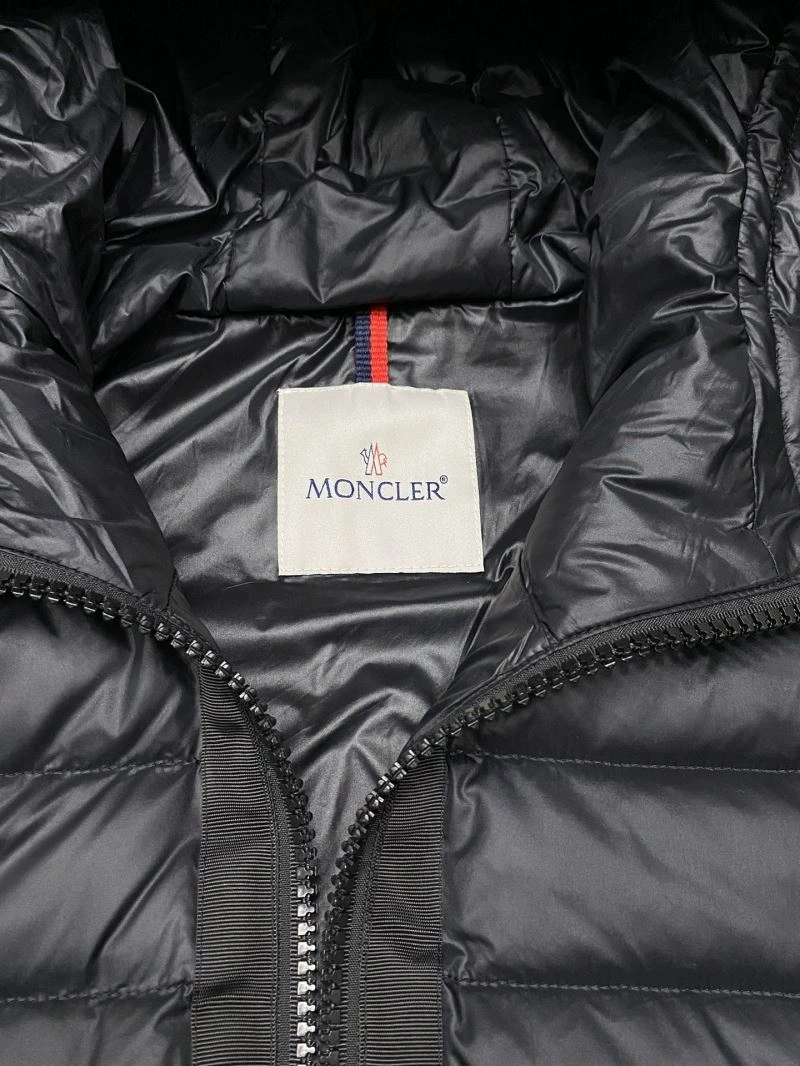 HighPerformance Moncler Down Jackets 144414