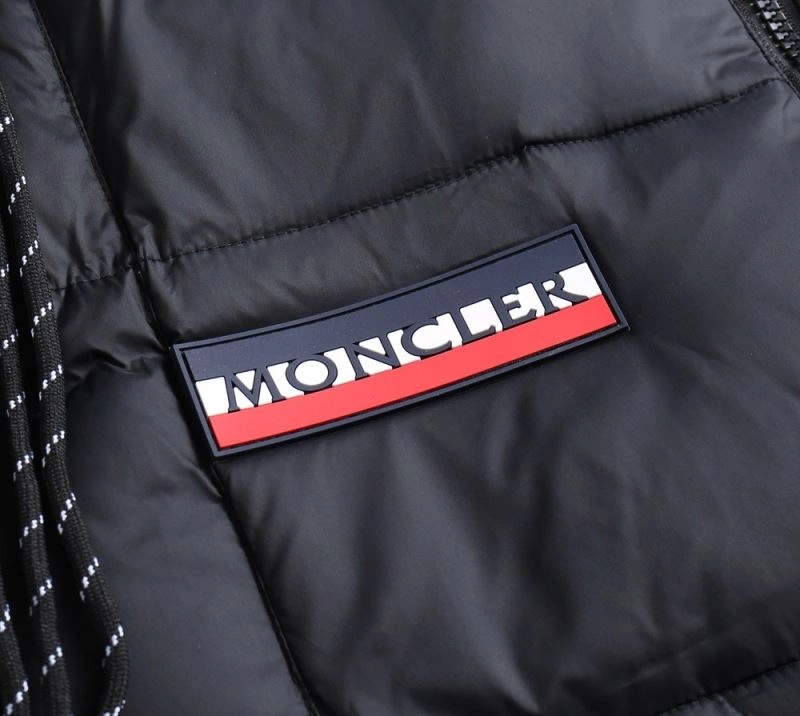 Moncler Down Jackets EasyCare 144408