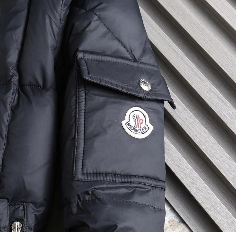 Moncler Down Jackets EasyCare 144408