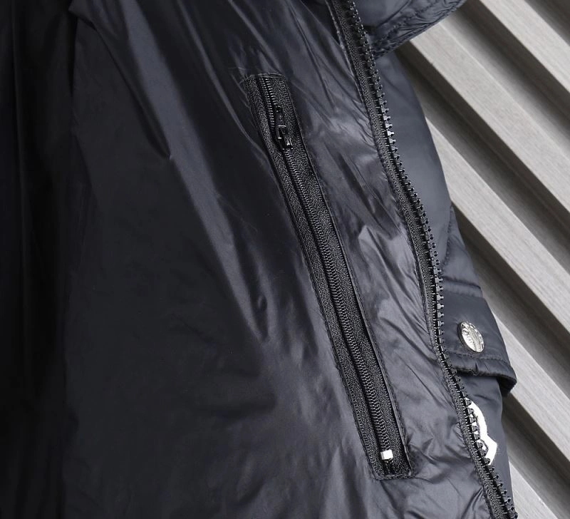 Moncler Down Jackets EasyCare 144408