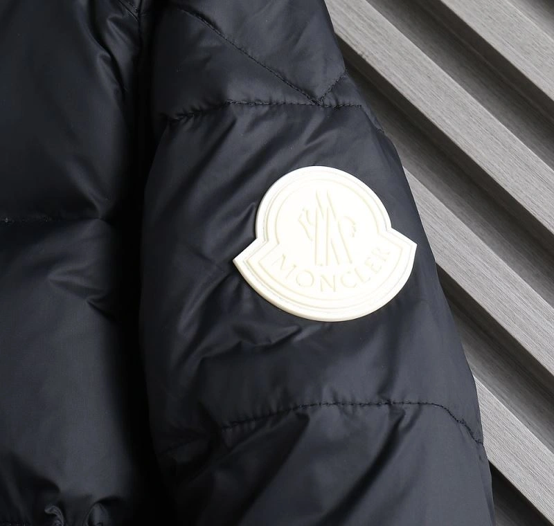 Moncler Down Jackets ZeroBulk 144399
