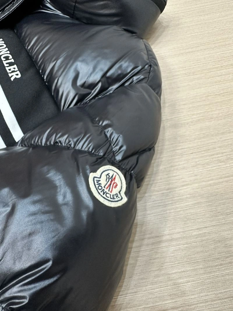 Moncler Down Jackets Neat 144387