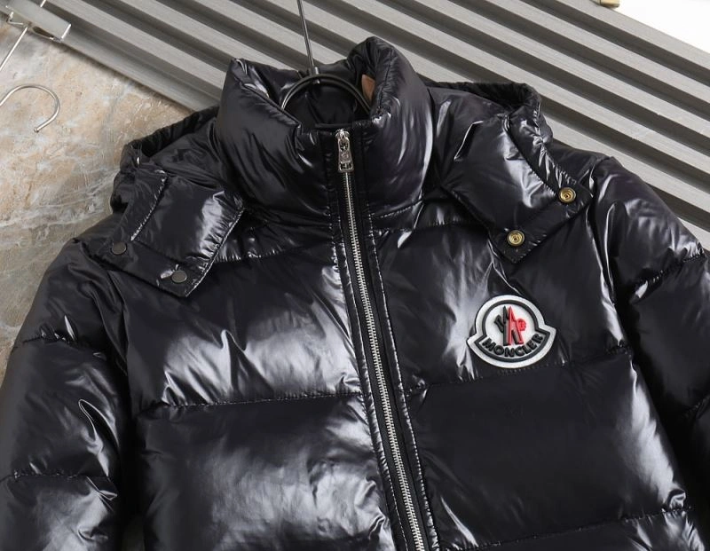Moncler Down Jackets Trendsetting 144400