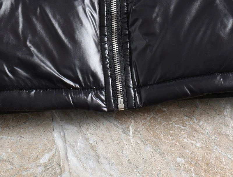 Moncler Down Jackets Trendsetting 144400