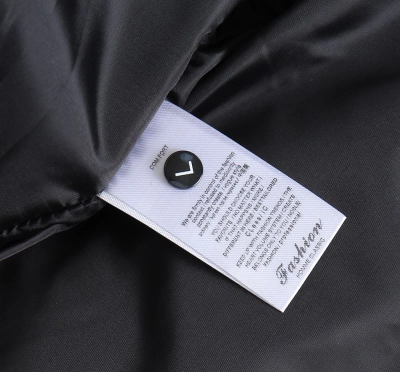 Moncler Down Jackets Trendsetting 144400