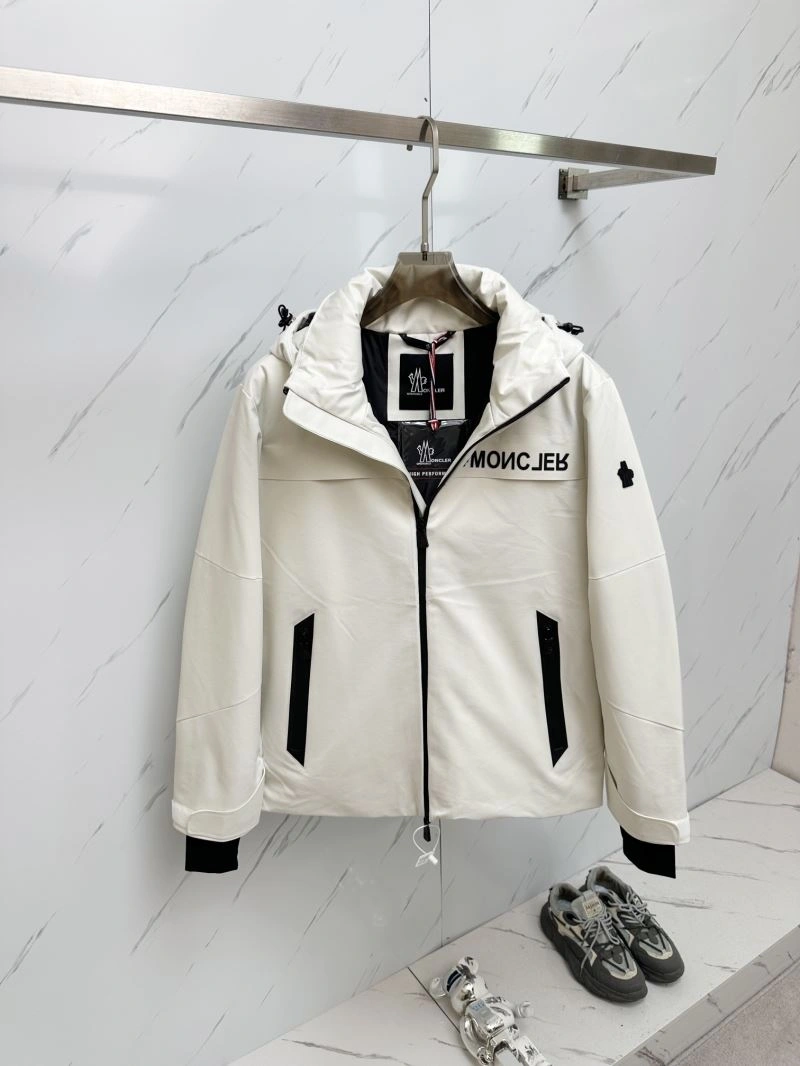 Sustainable Moncler Down Jackets 144397