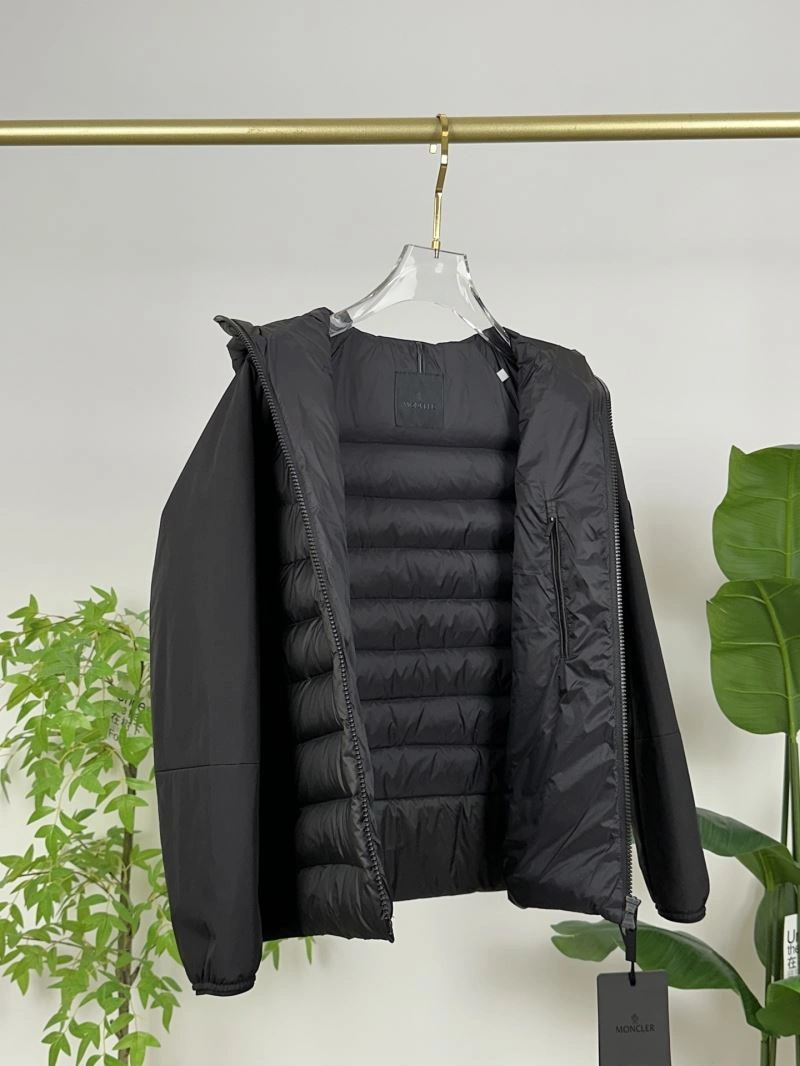 Moncler Down Jackets Popular 144384