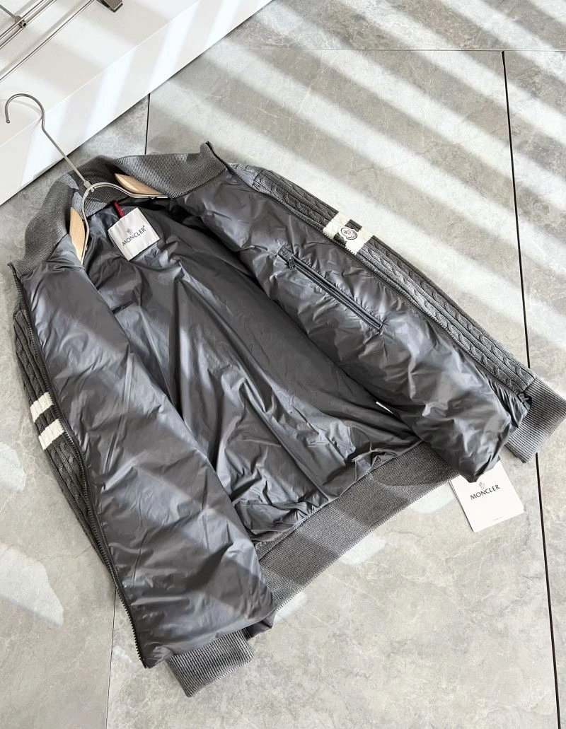 Moncler Down Jackets Elegant 144390