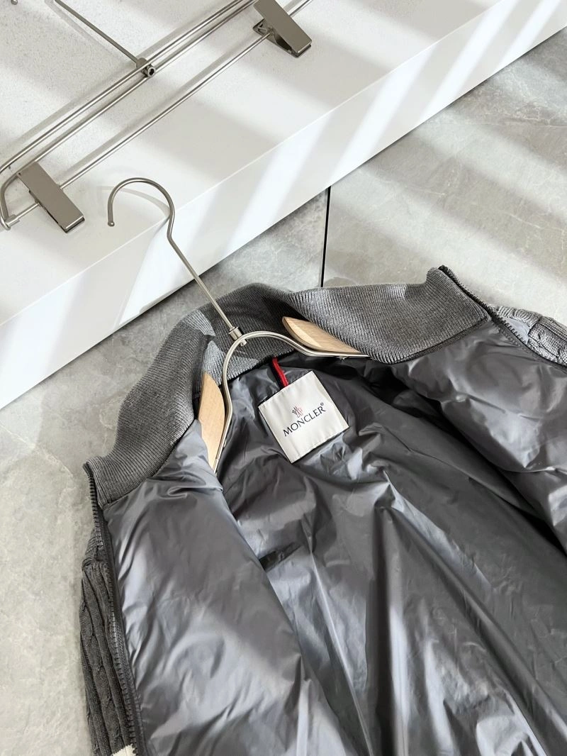 Moncler Down Jackets Elegant 144390