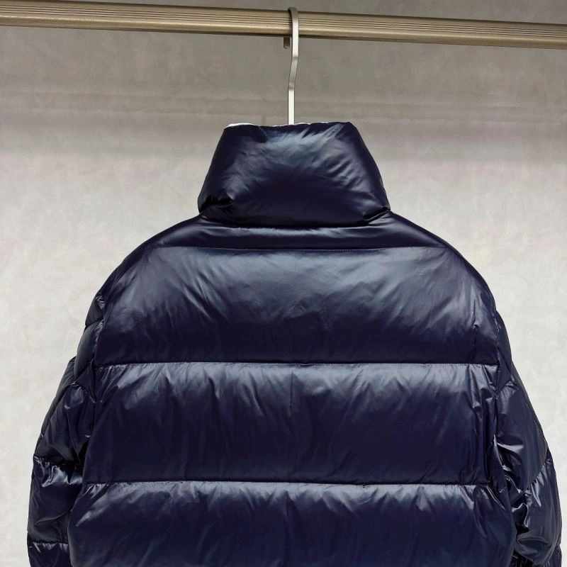Versatile Moncler Down Jackets 144386