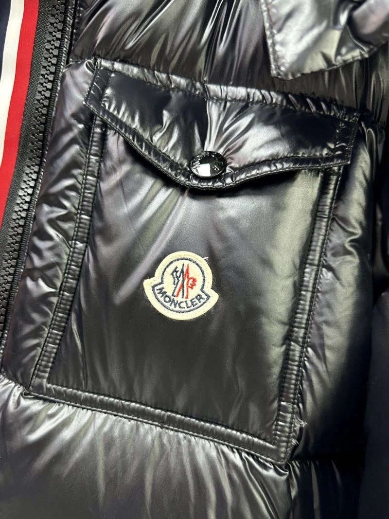 TechFriendly Moncler Down Jackets 144393