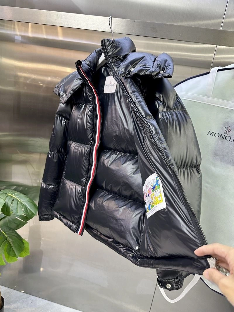 TechFriendly Moncler Down Jackets 144393