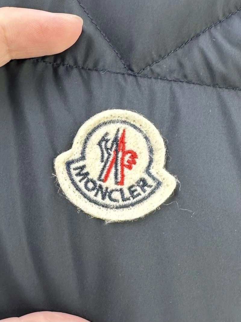 Minimalist Moncler Down Jackets 144411