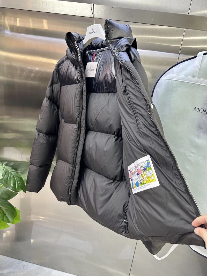 Moncler Down Jackets Attractive 144379