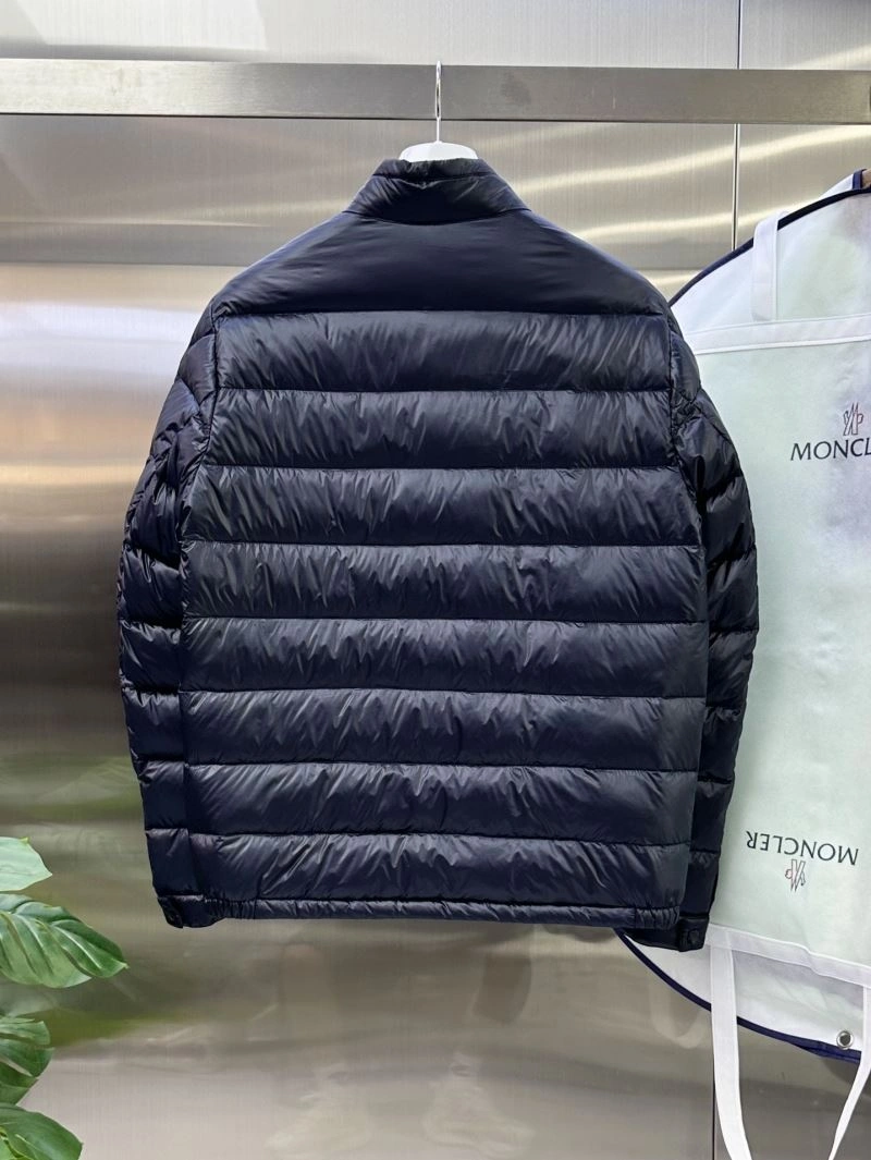 Moncler Down Jackets Breathable 144380