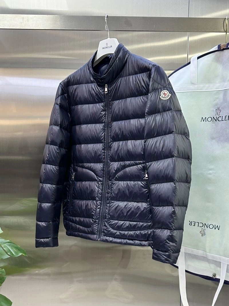 Moncler Down Jackets Breathable 144380