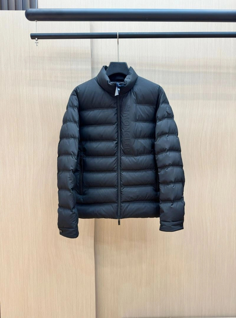 Moncler Down Jackets Colorful 144374