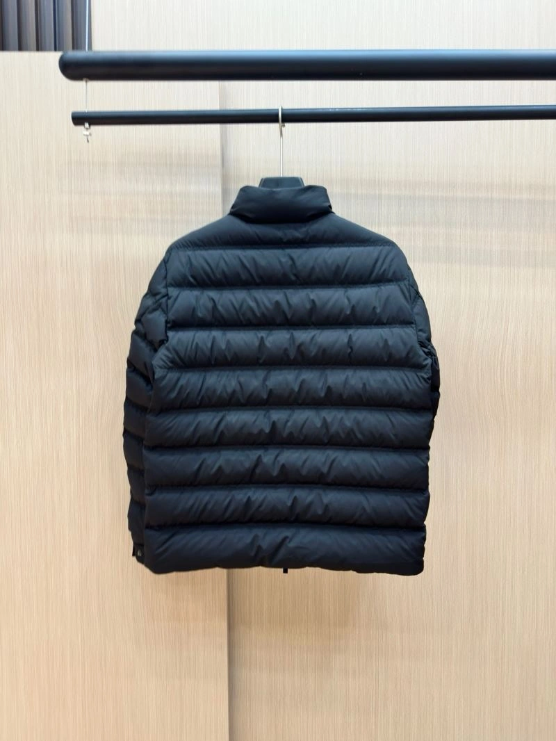 Moncler Down Jackets Colorful 144374