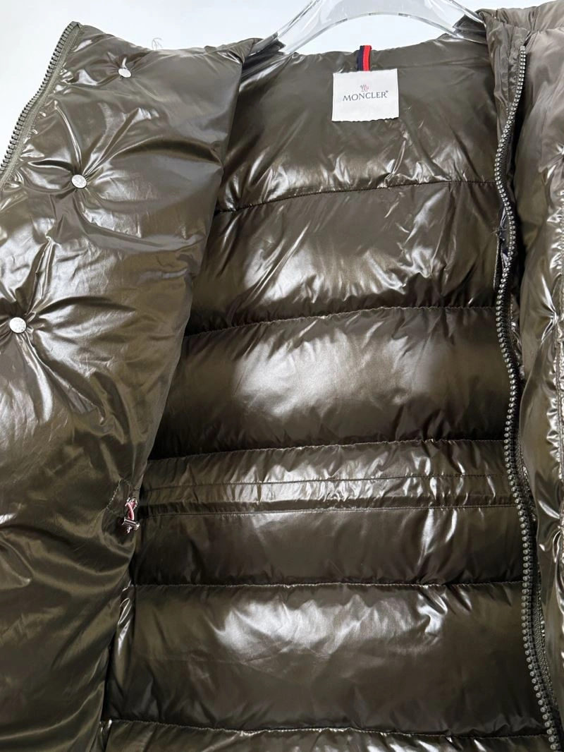 Moncler Down Jackets Stretchable 144360