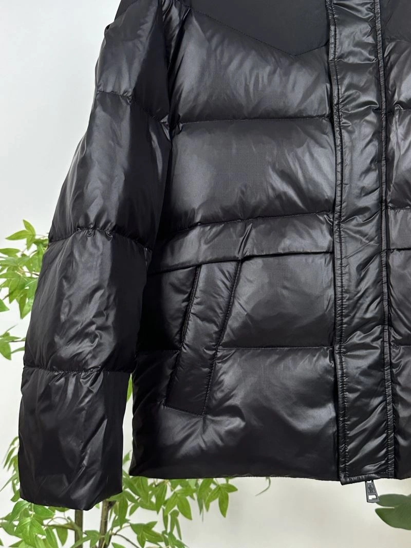 Moncler Down Jackets WellDesigned 144362